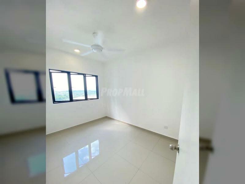 Pangsapuri untuk Dijual di Setia Alam - John Lim - Bedroom - PropertyGuru.com.my