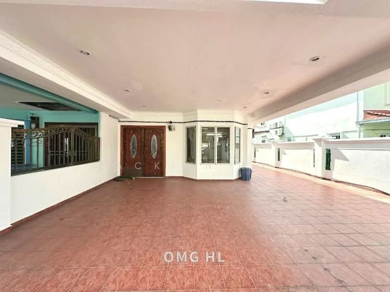 Semi-Detached House for Sale in Bandar Bukit Tinggi (Klang) - Zackinn Hoi - Exterior - PropertyGuru.com.my