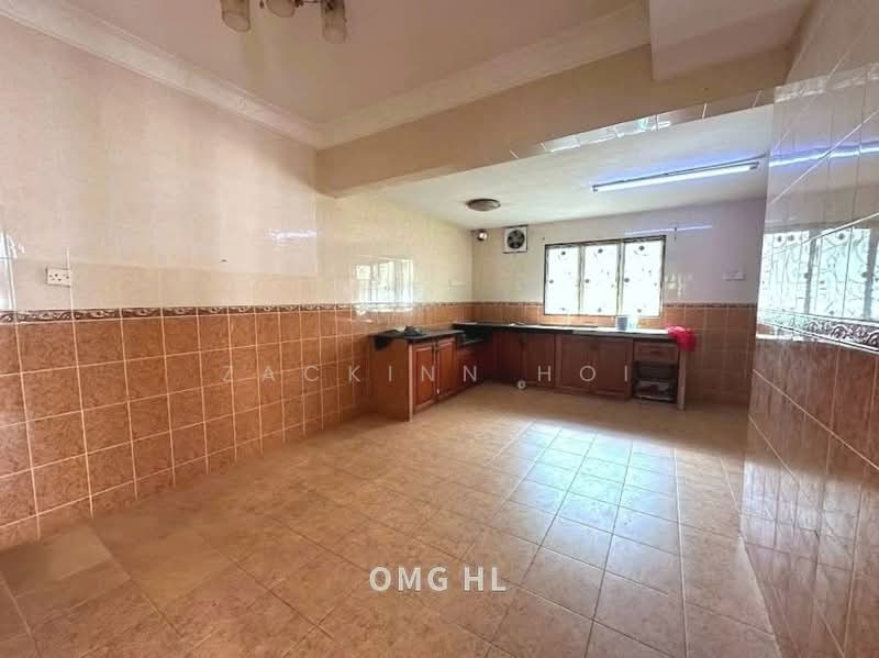 Semi-Detached House for Sale in Bandar Bukit Tinggi (Klang) - Zackinn Hoi - Kitchen - PropertyGuru.com.my