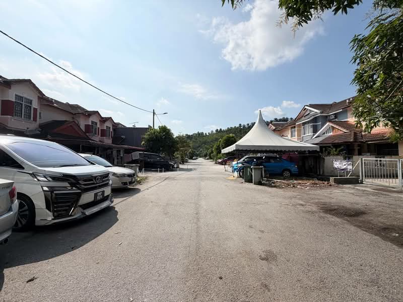 2-storey Terraced House for Sale in Puncak Alam (Selangor) - Muin Mn - Exterior - PropertyGuru.com.my