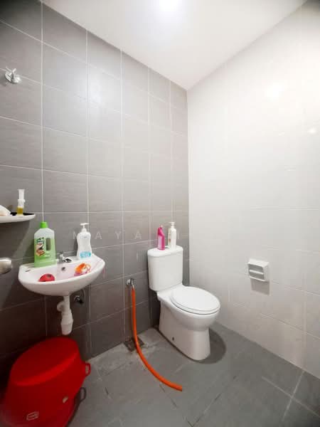 Rumah Bandar untuk Disewa di Taman Akasia (Semenyih) - Maya Myra - Bathroom - PropertyGuru.com.my