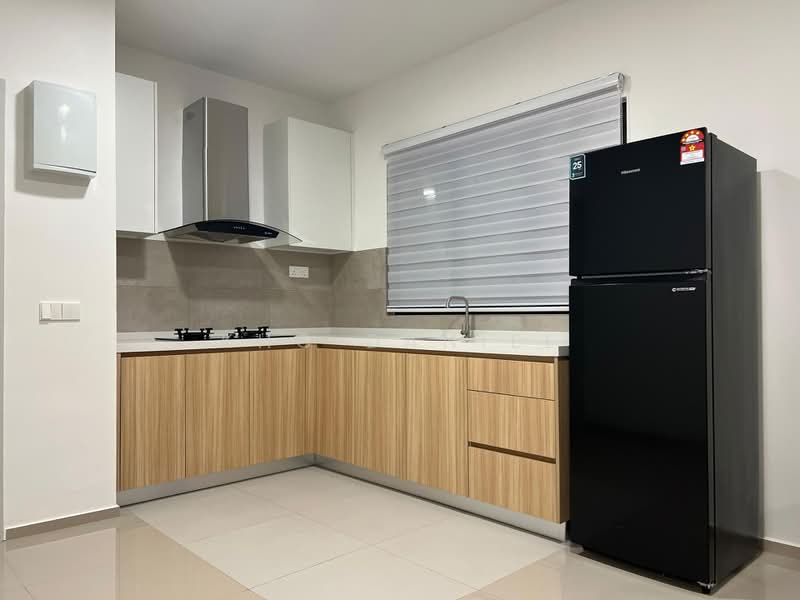 Servis Apartment untuk Disewa di Trefoil @ Setia City - Kho Daniel - Kitchen - PropertyGuru.com.my