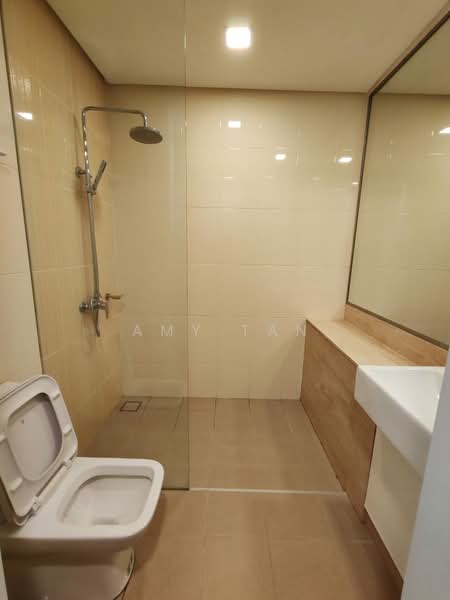 Servis Apartment untuk Disewa di TTDI Ascencia - Amy Tan - Bathroom - PropertyGuru.com.my