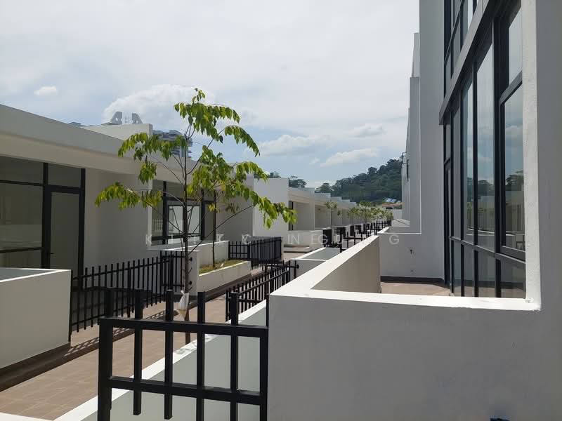 Rumah Teres untuk Disewa di Damansara Perdana (Selangor) - KC Ng - Exterior - PropertyGuru.com.my
