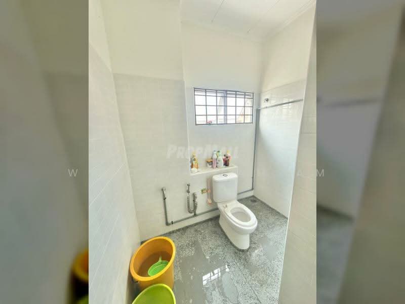 2-storey Terraced House for Sale in Putra Heights (Subang Jaya) - Wardatu Zamzam - Bathroom - PropertyGuru.com.my