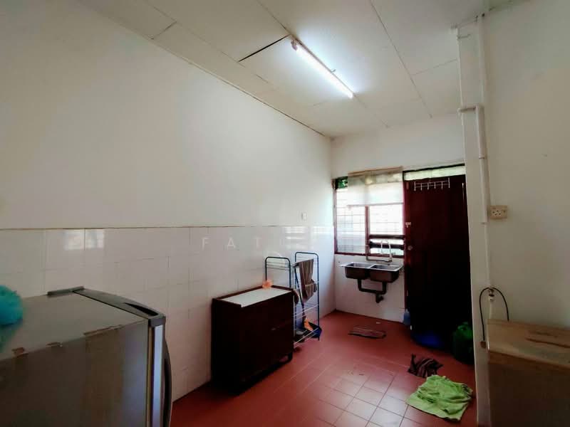 Rumah Berkembar untuk Dijual di Taman Perpaduan (Tambun) - Fatin . - Kitchen - PropertyGuru.com.my
