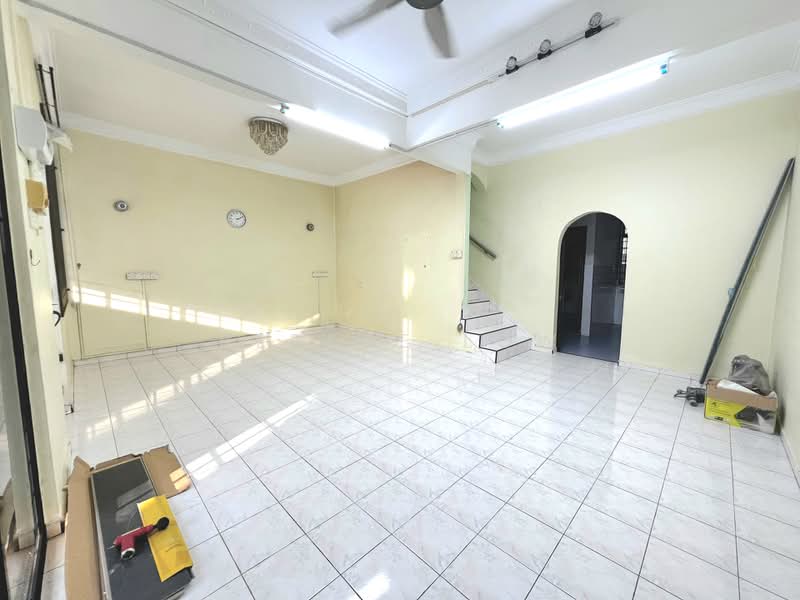 2-storey Terraced House for Sale in Taman Bersatu (Kulai) - Serene Low - PropertyGuru.com.my
