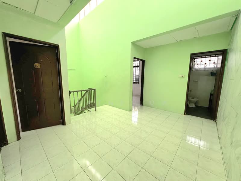 2-storey Terraced House for Sale in Taman Bersatu (Kulai) - Serene Low - PropertyGuru.com.my