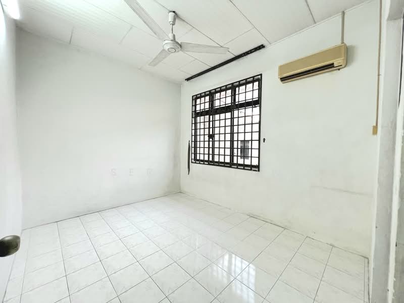 2-storey Terraced House for Sale in Taman Bersatu (Kulai) - Serene Low - PropertyGuru.com.my