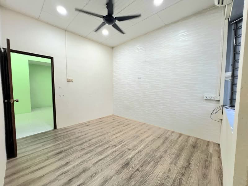 2-storey Terraced House for Sale in Taman Bersatu (Kulai) - Serene Low - PropertyGuru.com.my