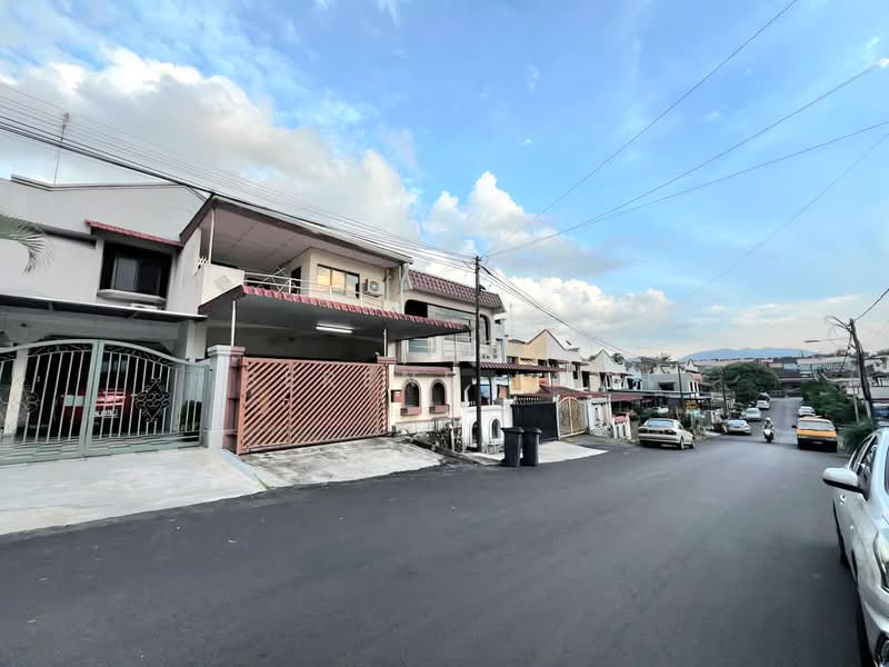 2-storey Terraced House for Sale in Taman Bersatu (Kulai) - Serene Low - PropertyGuru.com.my