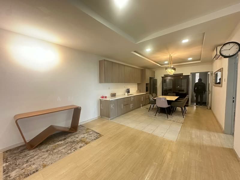 Kondominium untuk Disewa di Lakefront Residence - Amirul Fikry Zulkifly - Kitchen - PropertyGuru.com.my
