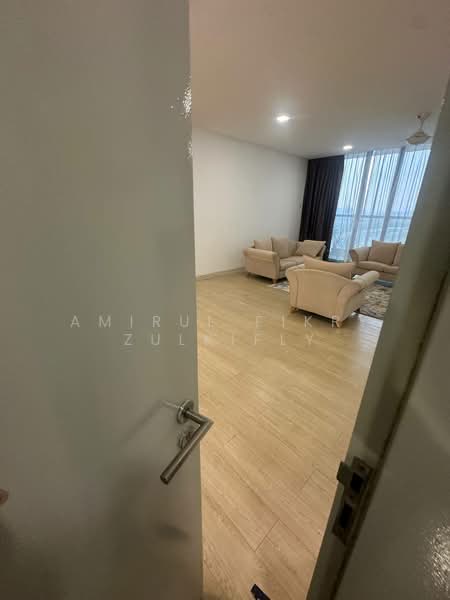 Kondominium untuk Disewa di Lakefront Residence - Amirul Fikry Zulkifly - Living Room - PropertyGuru.com.my