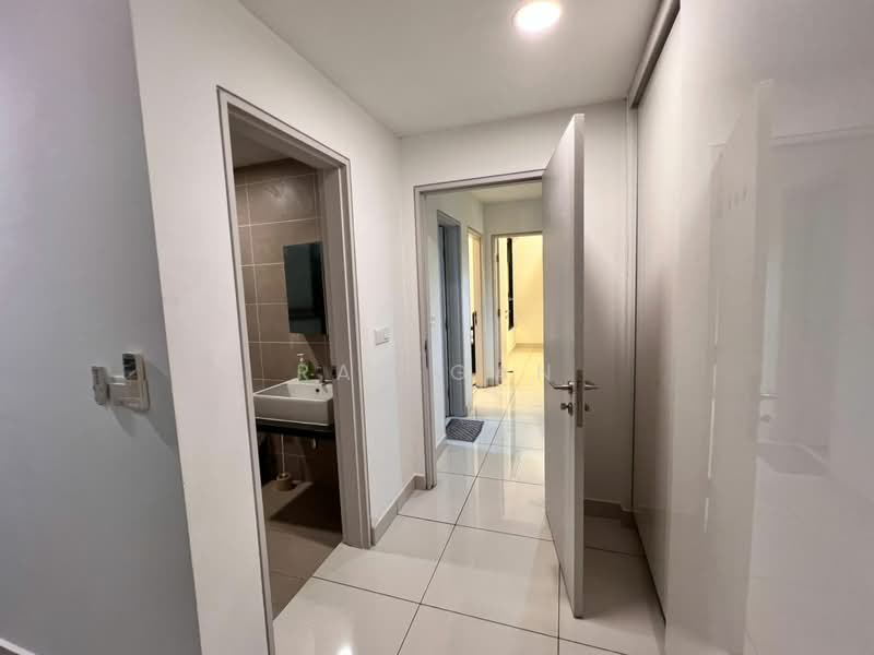 Servis Apartment untuk Dijual di D'sara Sentral - Ray Gan - Corridor - PropertyGuru.com.my