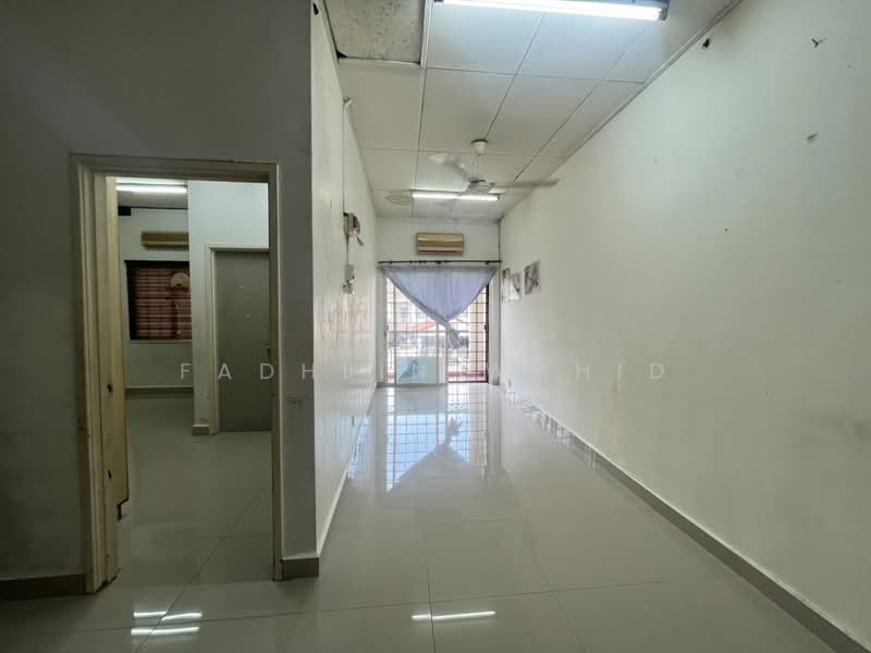 Rumah Teres 2 Tingkat untuk Dijual di Shah Alam (Selangor) - Fadhlin Wahid - Interior - PropertyGuru.com.my