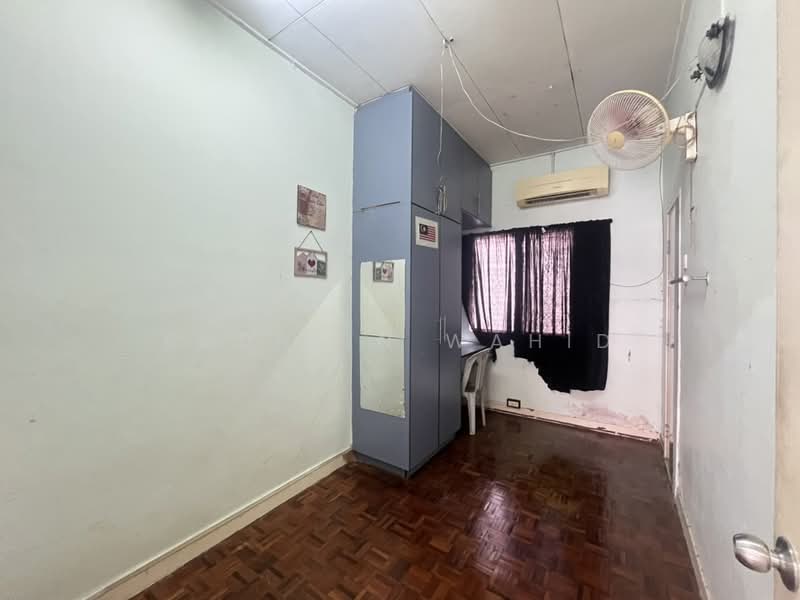 Rumah Teres 2 Tingkat untuk Dijual di Shah Alam (Selangor) - Fadhlin Wahid - Bedroom - PropertyGuru.com.my