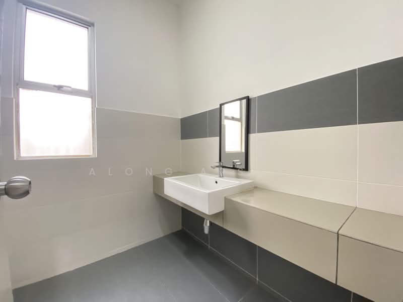 Rumah Teres 2 Tingkat untuk Disewa di Iskandar Puteri (Nusajaya) (Johor) - Along Arshad - PropertyGuru.com.my