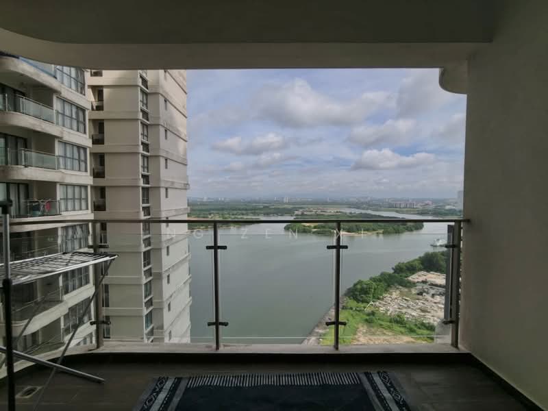 Kondominium untuk Dijual di Royal Strand @ Country Garden Danga Bay - NG ZEN XI - Balcony - PropertyGuru.com.my