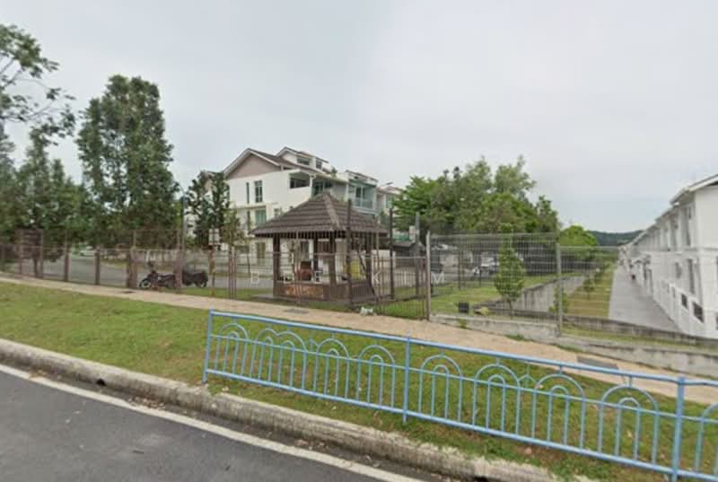 Rumah Teres 3 Tingkat untuk Dijual di Kinrara Residence (Puchong) - Bee Kim - Exterior - PropertyGuru.com.my
