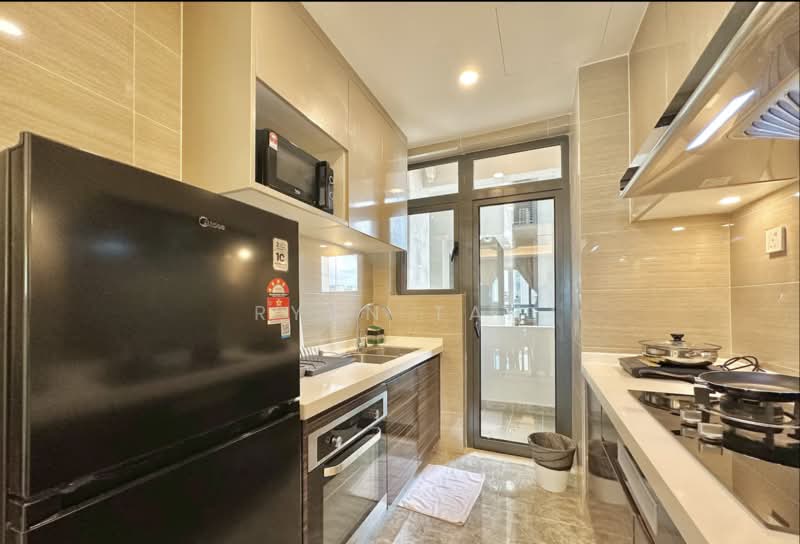 Service Residence for Sale at R&F Princess Cove Phase 1 - Ryan Tan - Kitchen - PropertyGuru.com.my