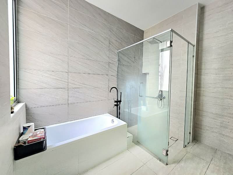 2-storey Terraced House for Sale in Cyberjaya (Selangor) - NoraFizah Gapar - Bathroom - PropertyGuru.com.my