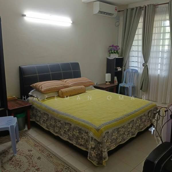Rumah Teres 2 Tingkat untuk Dijual di Puncak Alam (Selangor) - Hazeman Omar - Bedroom - PropertyGuru.com.my