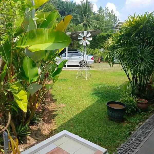 Rumah Teres 2 Tingkat untuk Dijual di Puncak Alam (Selangor) - Hazeman Omar - Garden - PropertyGuru.com.my