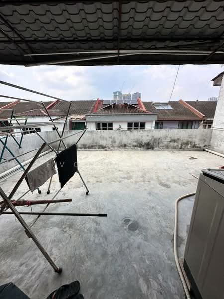 2-storey Terraced House for Sale in Taman Cheras Permata 2 (Cheras) - Evonne Lim - Roof - PropertyGuru.com.my