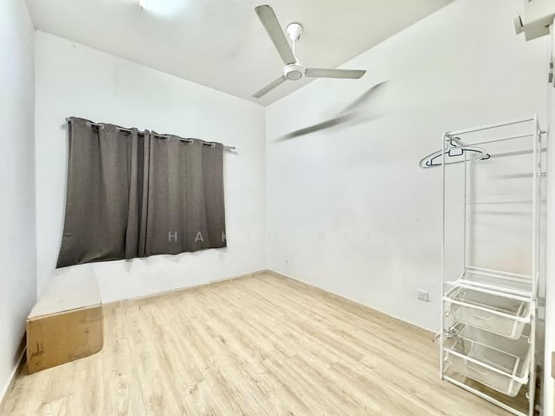 Condominium for Rent at Lakefront Homes - Hakim Ali - PropertyGuru.com.my