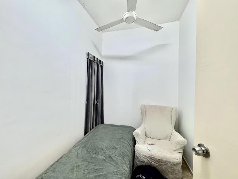 Condominium for Rent at Lakefront Homes - Hakim Ali - PropertyGuru.com.my