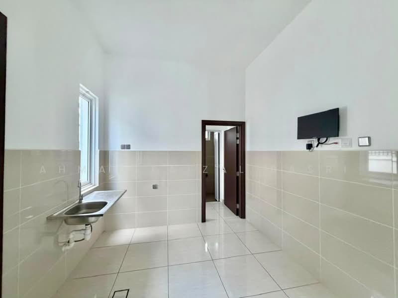 Semi-Detached House for Sale in Taman Tun Dr Ismail (Kuala Lumpur) - Ahmad Faizal Basri - Kitchen - PropertyGuru.com.my