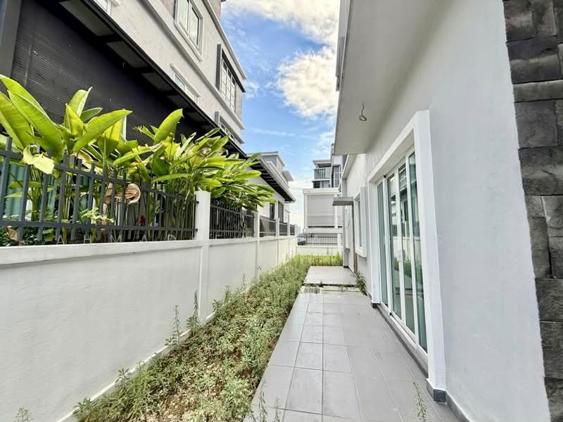 Semi-Detached House for Sale in Taman Tun Dr Ismail (Kuala Lumpur) - Ahmad Faizal Basri - Exterior - PropertyGuru.com.my