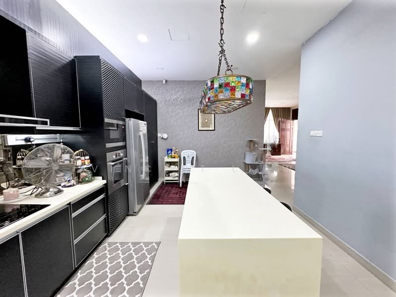 Rumah Berkembar untuk Dijual di Seksyen U2 (Saujana) - Vincent Liaw - Kitchen - PropertyGuru.com.my