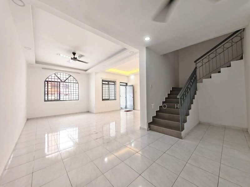 Rumah Teres 2 Tingkat untuk Dijual di Taman Jaya Mas (Skudai) - Ee Fong Toh - Living Room - PropertyGuru.com.my