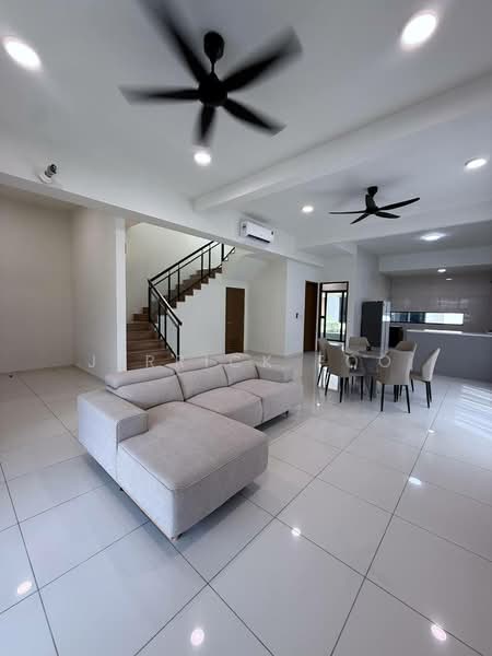 Semi-Detached House for Rent in Petaling Jaya (Selangor) - Jerrick Foo - Living Room - PropertyGuru.com.my