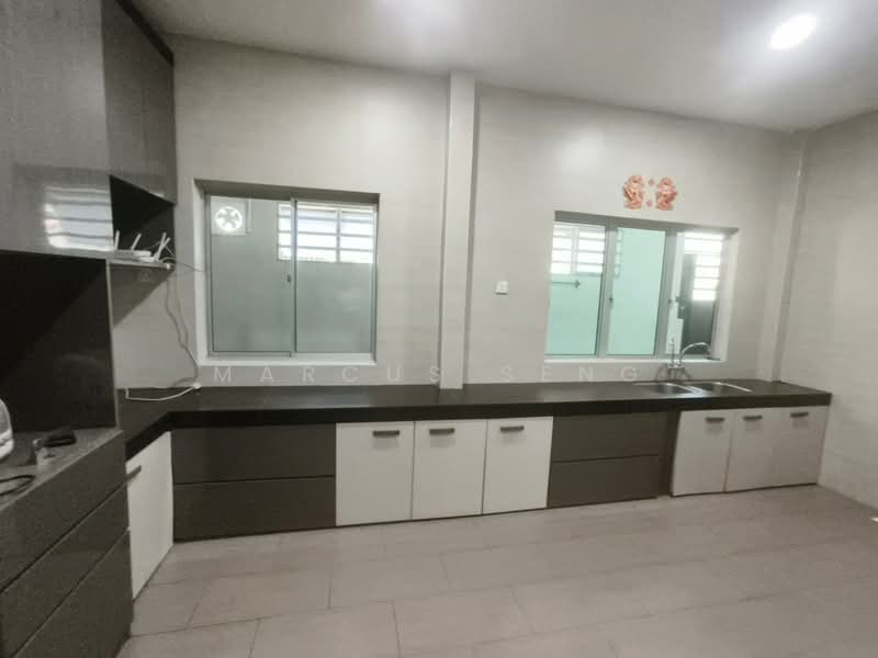 2-storey Terraced House for Sale in Taman Pengkalan Barat (Ipoh) - Marcus Seng - Kitchen - PropertyGuru.com.my