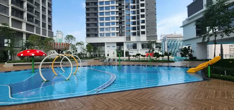 Servis Apartment untuk Dijual di Sunway Belfield - Rashidah Juremi - Pool - PropertyGuru.com.my