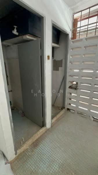 Pangsapuri untuk Disewa di Kenanga Apartment - Eason Hong - Exterior - PropertyGuru.com.my