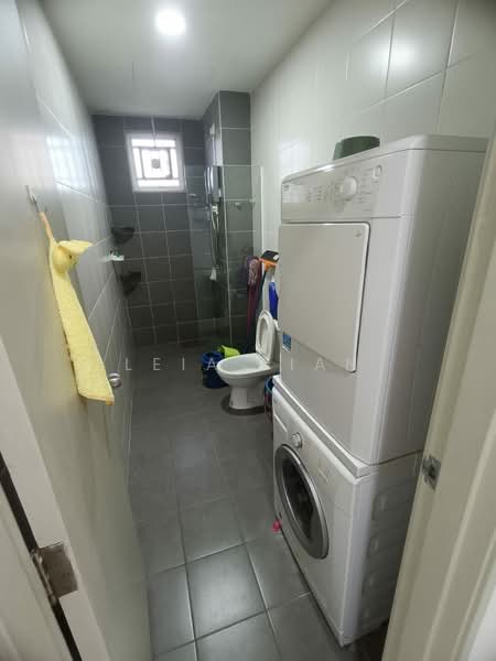 Servis Apartment untuk Disewa di BSP 21 - Leia Lian - Bathroom - PropertyGuru.com.my