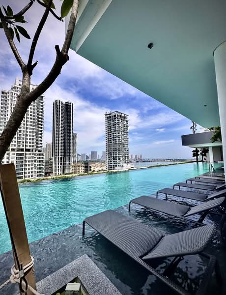 Service Residence for Rent at Marriott Residence @ Gurney - KK Kwok - View - PropertyGuru.com.my