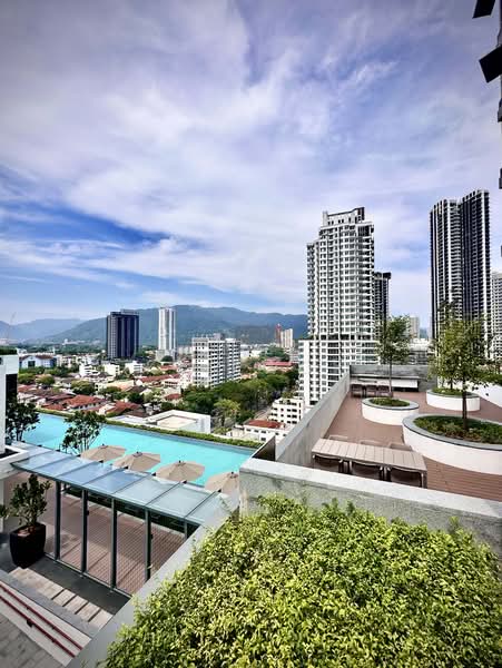 Service Residence for Rent at Marriott Residence @ Gurney - KK Kwok - Pool - PropertyGuru.com.my