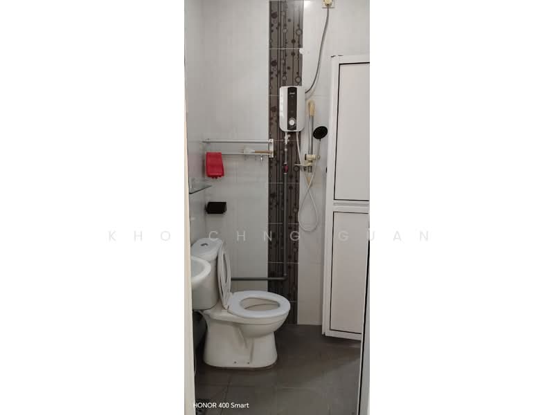 2-storey Terraced House for Sale in Taman Sri Putra Mas (Sungai Buloh) - Kho Chng Guan - Bathroom - PropertyGuru.com.my