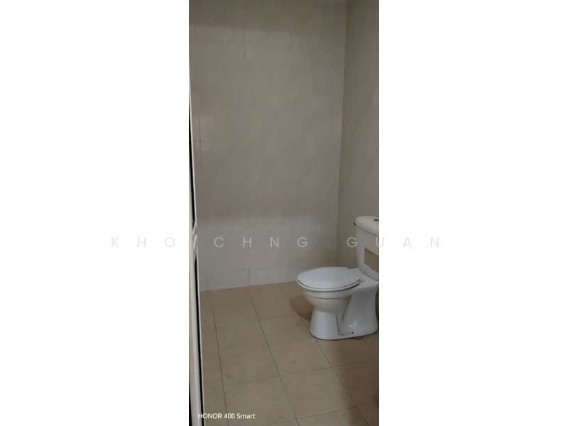 2-storey Terraced House for Sale in Taman Sri Putra Mas (Sungai Buloh) - Kho Chng Guan - Bathroom - PropertyGuru.com.my