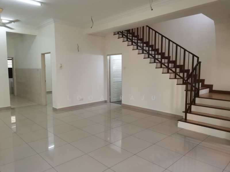 Semi-Detached House for Rent in Klang (Selangor) - Loga Raju - Living Room - PropertyGuru.com.my