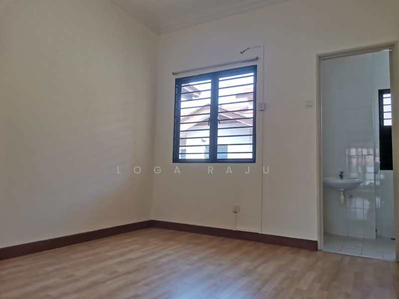 Semi-Detached House for Rent in Klang (Selangor) - Loga Raju - Interior - PropertyGuru.com.my