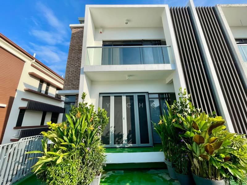 Semi-Detached House for Rent in Seksyen U13 (Setia Alam) - Peggy Chong - Exterior - PropertyGuru.com.my