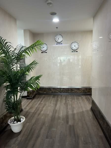Office for Sale in Seksyen 52 (Petaling Jaya) - May Wong - Corridor - PropertyGuru.com.my
