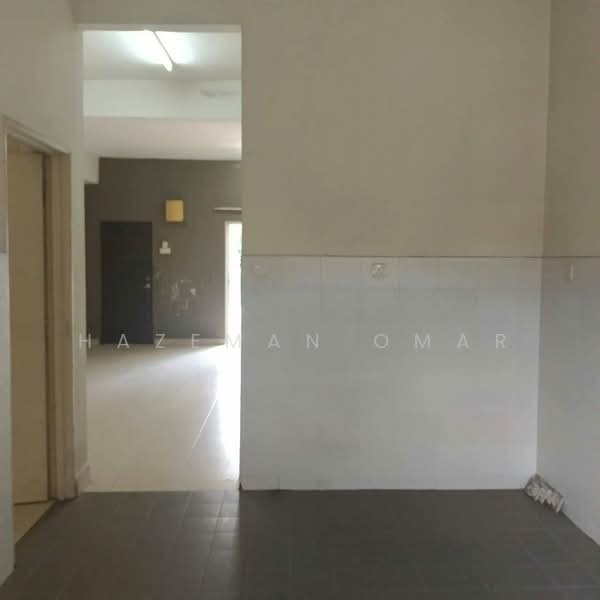 2-storey Terraced House for Sale in Bandar Putera 2 (Klang) - Hazeman Omar - Interior - PropertyGuru.com.my