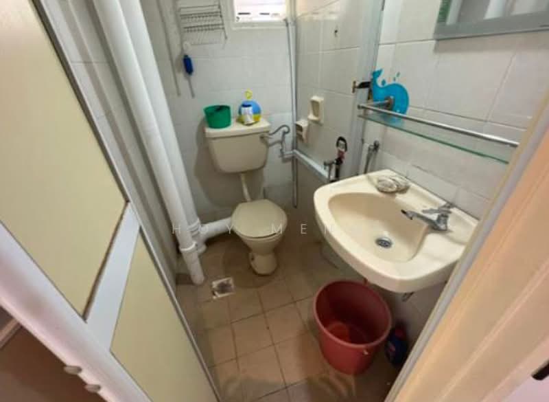 Condominium for Rent at Taman Desa Relau 2 - Hoy Meng - Bathroom - PropertyGuru.com.my