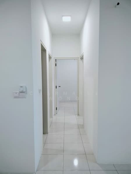 Apartment for Rent at Residensi Seri Wahyu - Charmaine Wong - Corridor - PropertyGuru.com.my